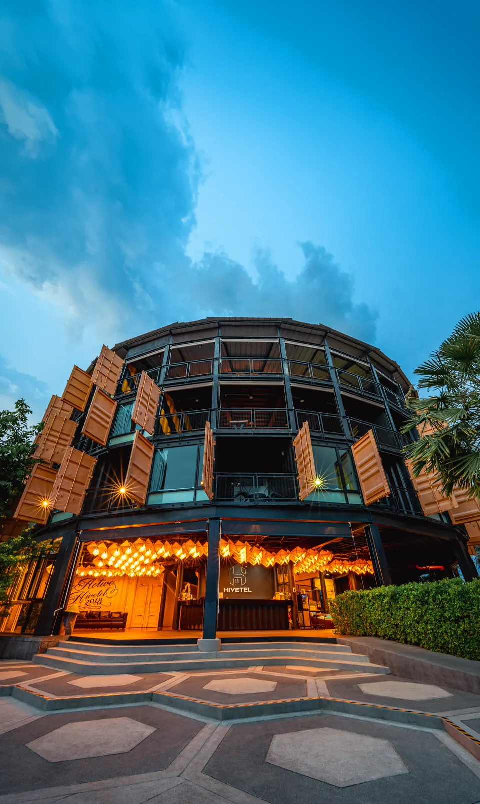 Hivetel, Phuket