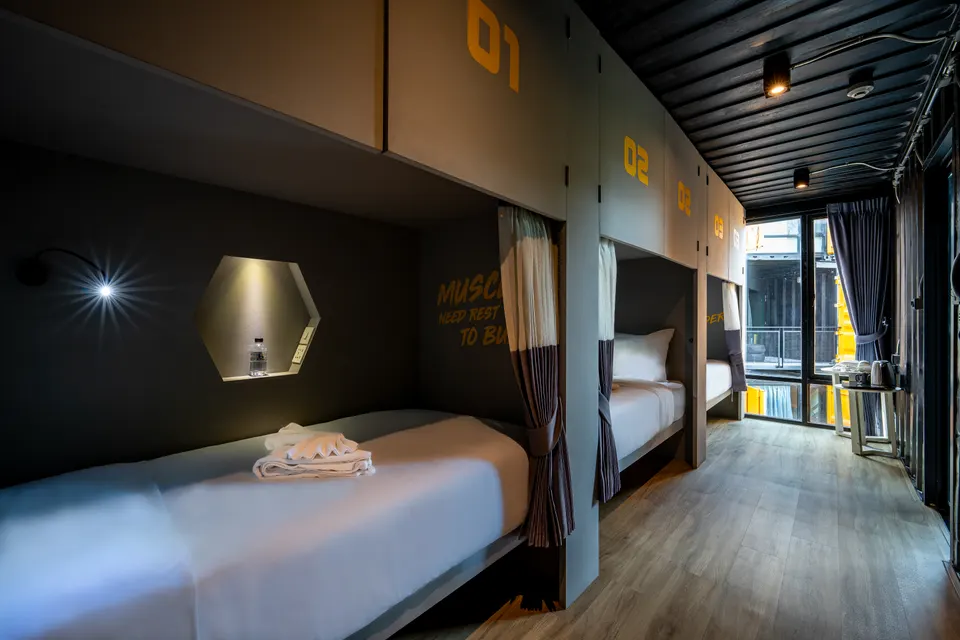 Hivetel, Phuket