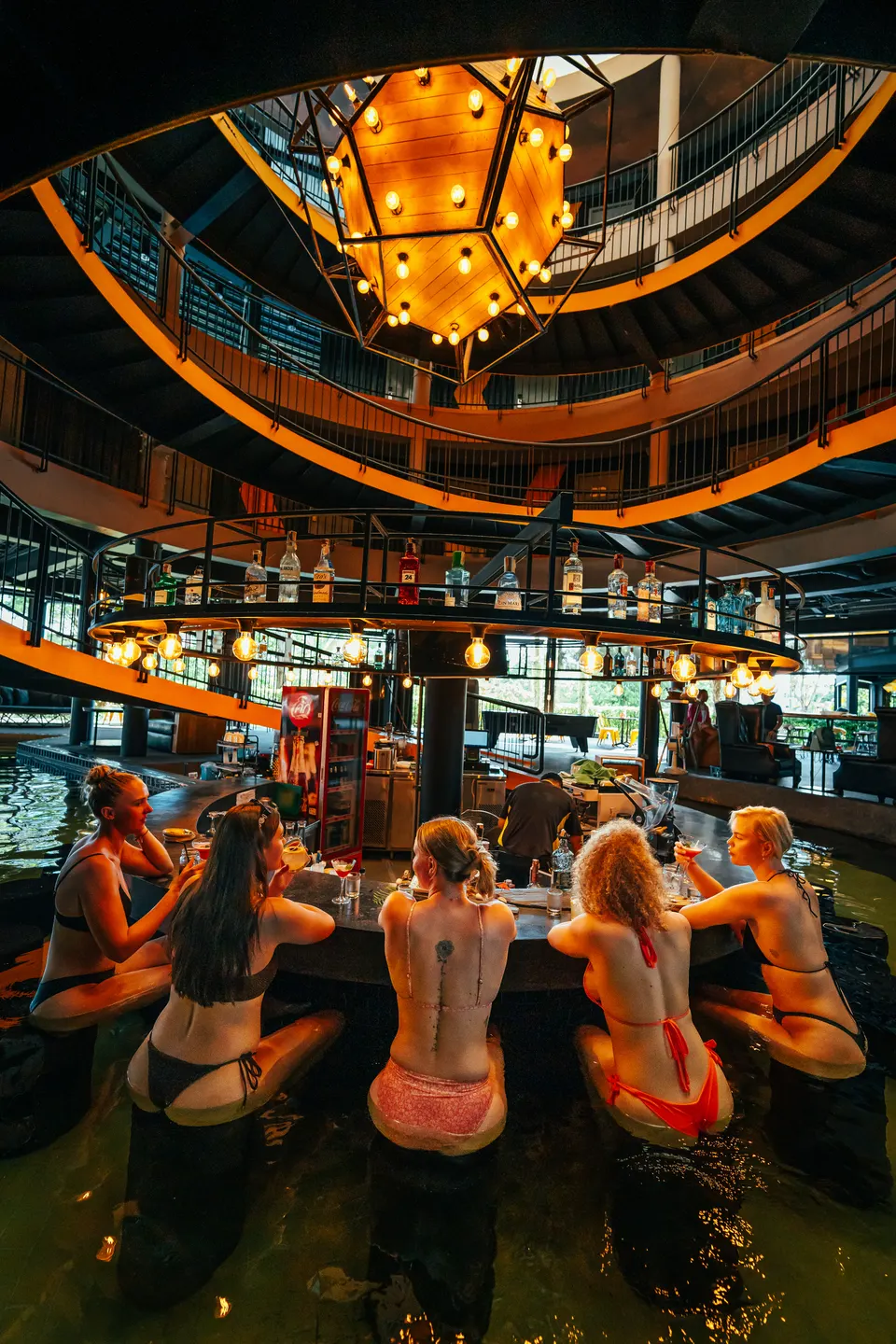 Hivetel, Phuket