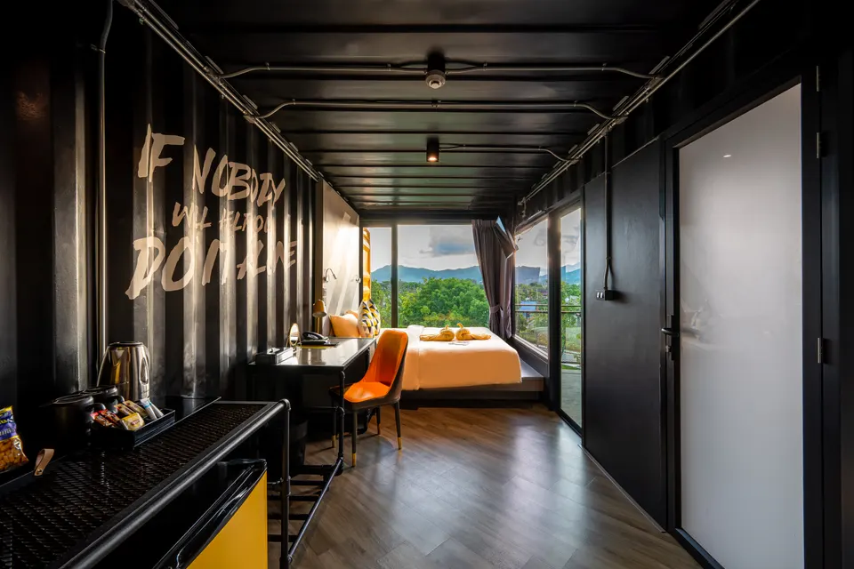 Hivetel, Phuket