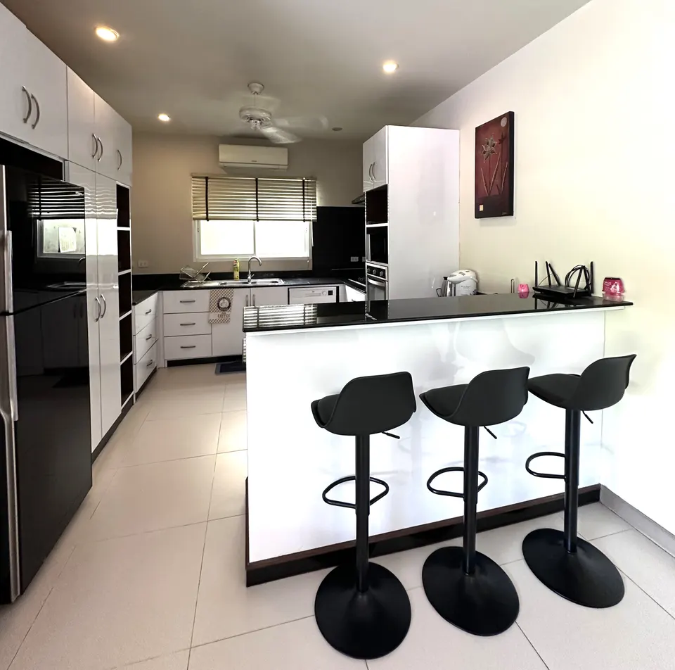 Topaz Villa, Phuket