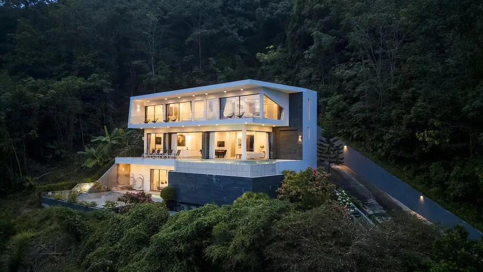 Lapista 6-Bedroom Luxury Villa - Phuket