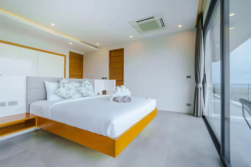 Lapista 6-Bedroom Luxury Villa - Phuket