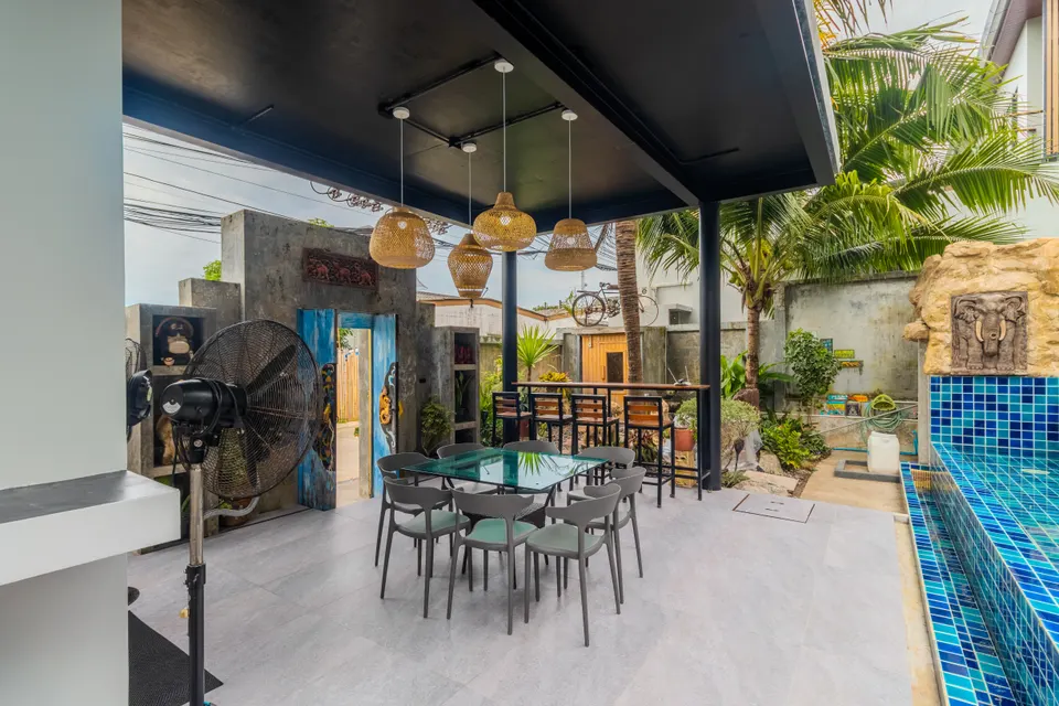 Serenity Pool House, the outdoor dining terrace
